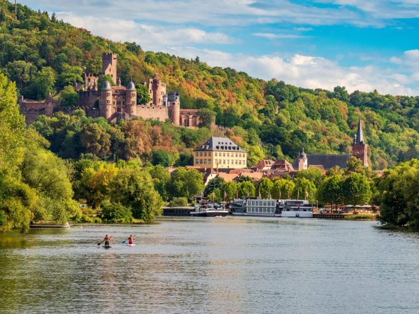Fotografin Wertheim Wertheimer Burg mit Main im Vordergrund